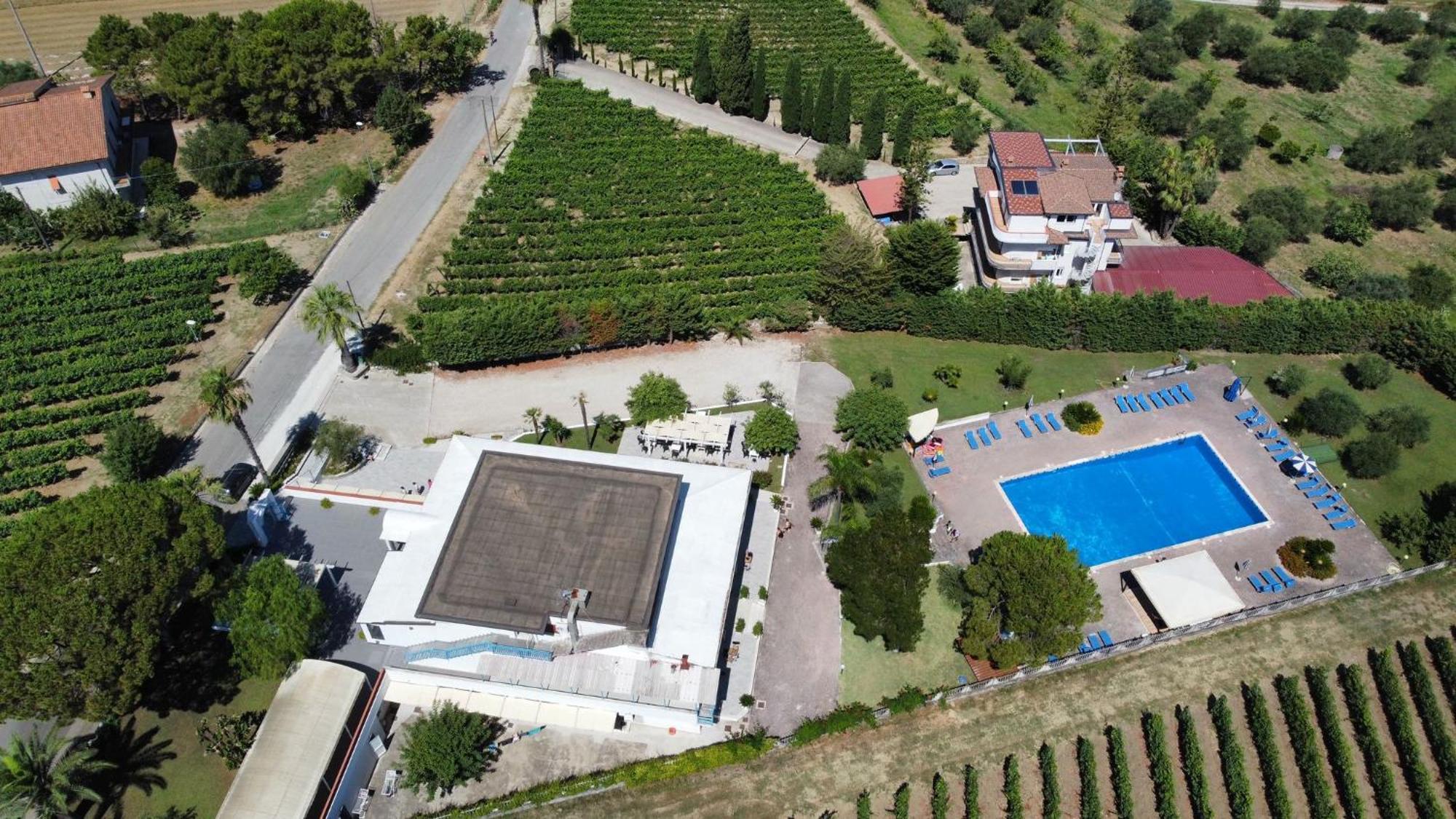 Hotel La Tombola Agropoli Buitenkant foto