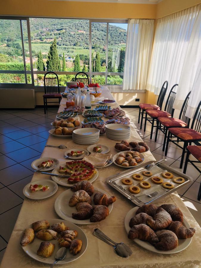 Hotel La Tombola Agropoli Buitenkant foto